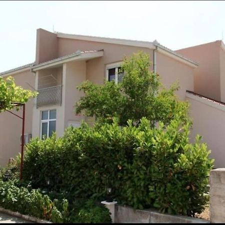 Apartmant Milan Trogir Luaran gambar