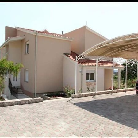 Apartmant Milan Trogir Luaran gambar