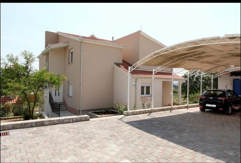 Apartmant Milan Trogir Luaran gambar